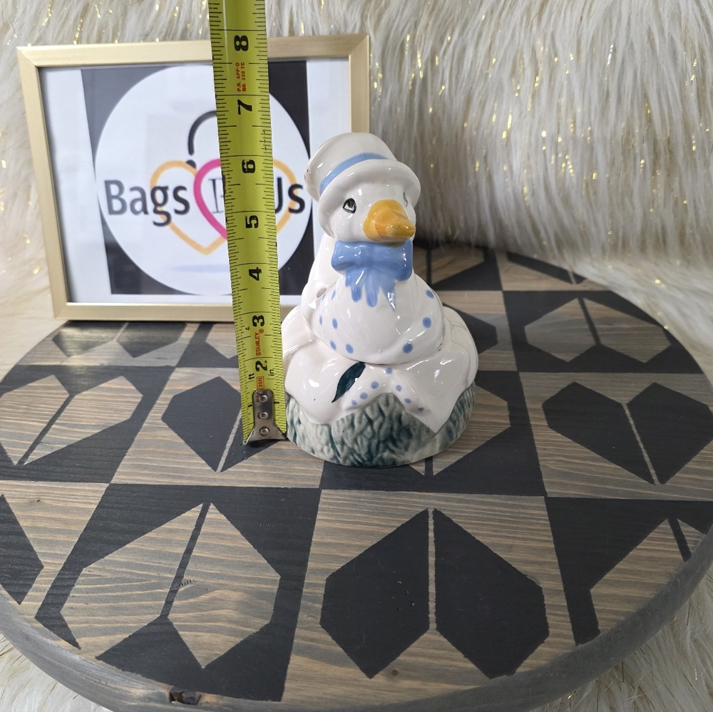 VINTAGE GOOSE RIBBON MOTHER GOOSE COTTAGE CORE CERMAIC POTPOURRI HOLDER EUC - Picture 7 of 8